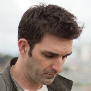 A photo of Christopher Simmons