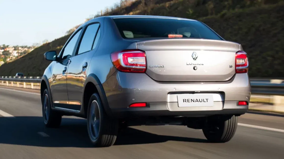 Renault Logan 2024