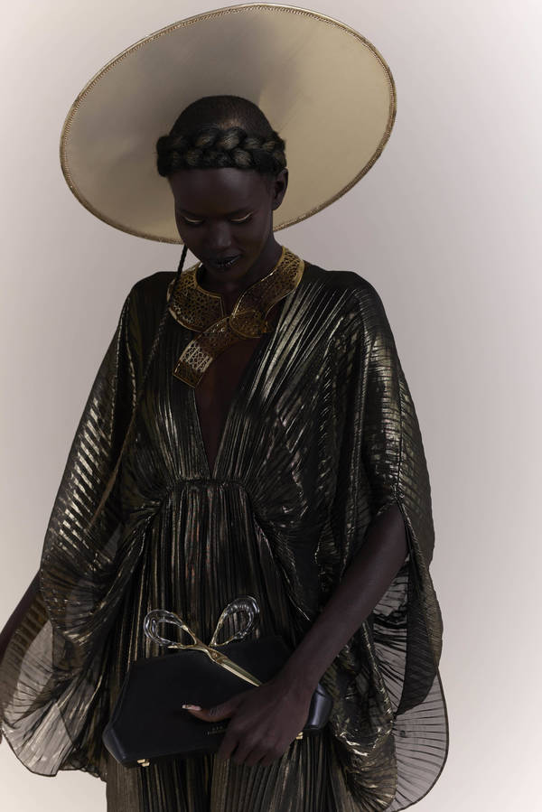 Harper's Bazaar-Vietnam