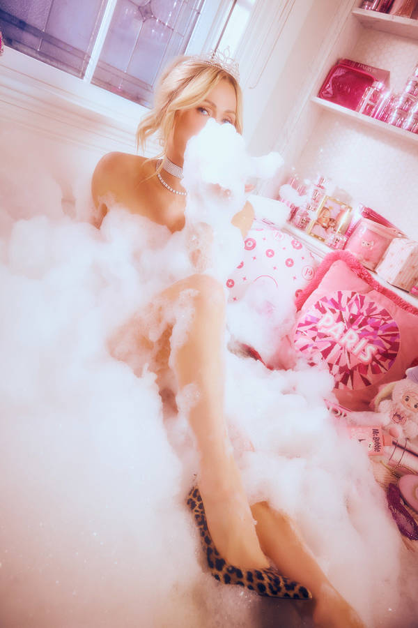 Paris Hilton-Parivie