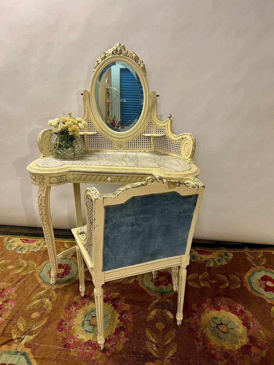 Louis XVI Style Vanity Set