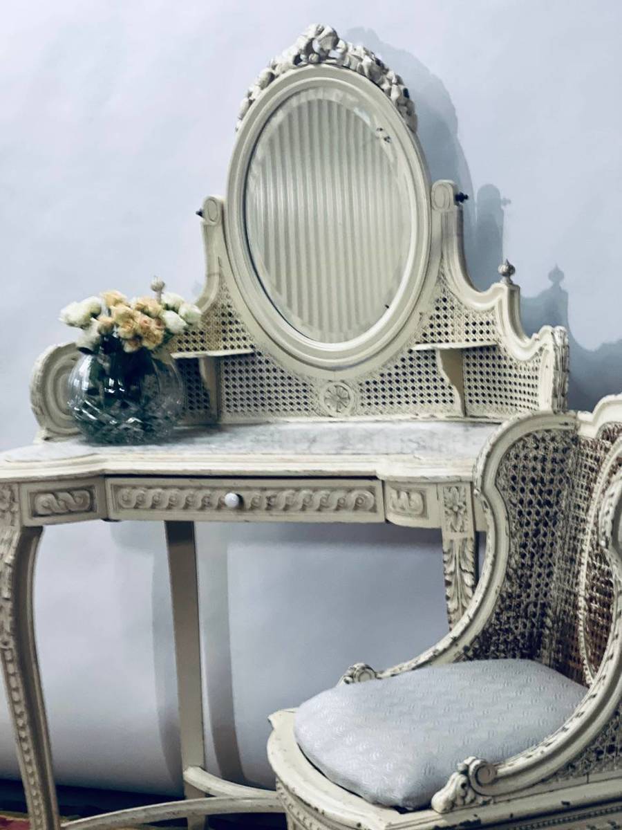 Louis XVI Style Vanity Set