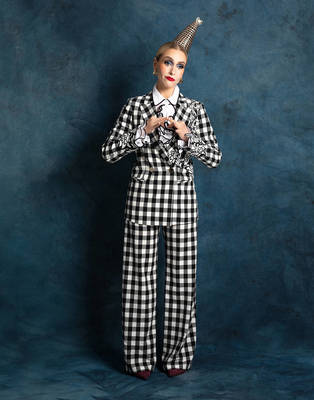 Jenn Lyon - Photobook Magazine