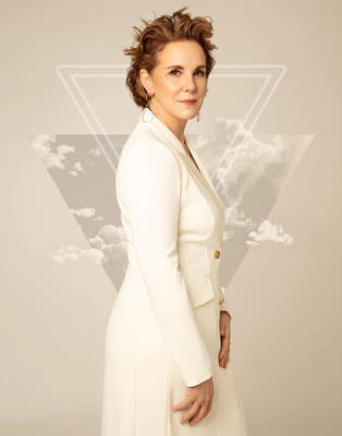 Elizabeth Perkins - Photobook Magazine