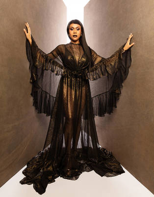 Deborah Cox - L'Officiel Fashion Book