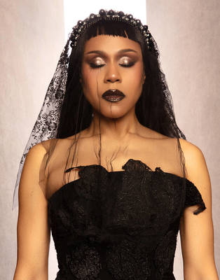 Deborah Cox - L'Officiel Fashion Book