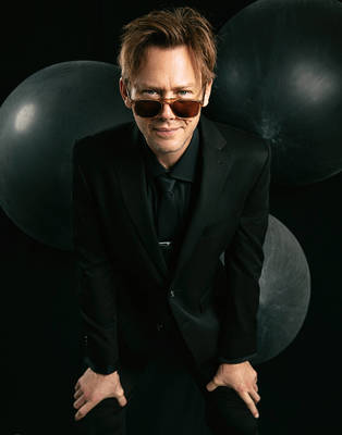 Jimmi Simpson - Photobook Magazine