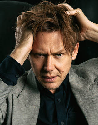 Jimmi Simpson - Photobook Magazine