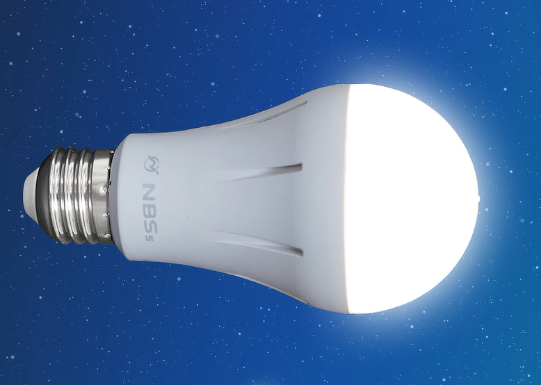 バッテリー内蔵のLED電球｜毎日使う照明・電球が防災用品に。停電時でも点灯する、バッテリー内蔵ライト『tsuita（ついた）』