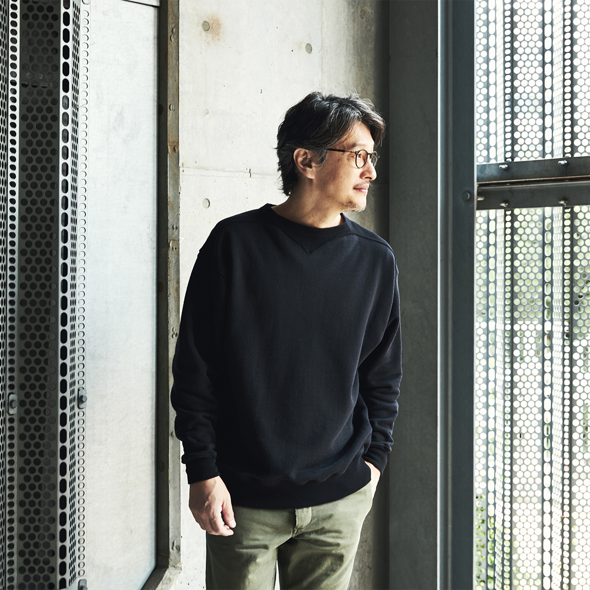 幻の黒を、いまの染色技術で復活。スポルディング社の名作から、現存していない「ブラック」をMade in Japanで「フットボールシャツ」｜A.G. Spalding & Bros