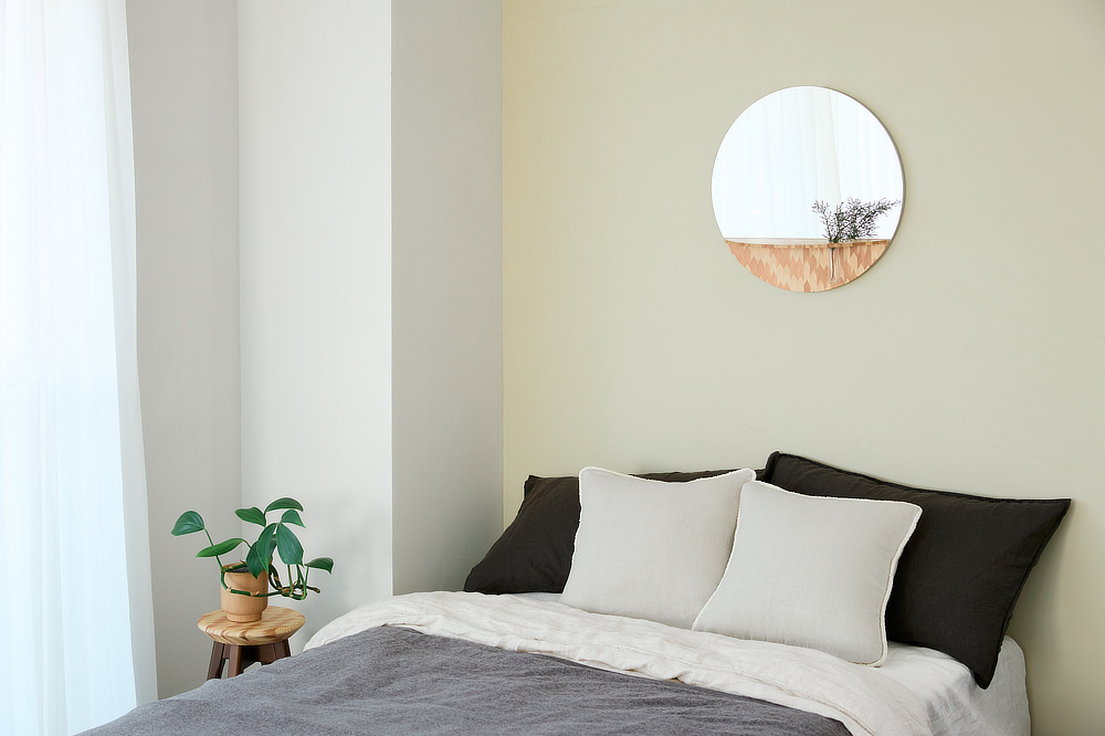 『NENRIN CLOCK』や『M.SCOOP』でおなじみ、ミマツ工芸が、地元・佐賀の杉を、選び抜いてつくった家具のシリーズ｜日本のミマツ工芸による佐賀の杉を選び抜いて作った家具『NENRIN（年輪）』｜ウォールミラー・鏡