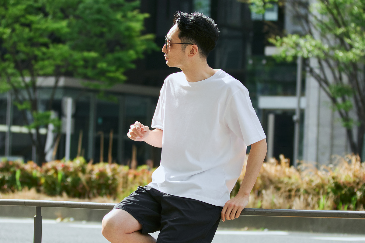 春夏秋３シーズン活用できる定番服｜透けない、ヨレにくい、一枚で決まるシルエット。大人が「終着TEE」にしたい着心地「白Tシャツ」男女兼用・ユニセックス｜TARROW TOKYO（タロウトウキョウ）