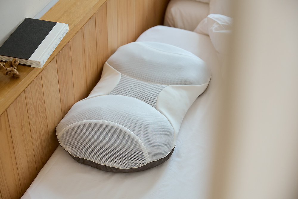 ぐっすり眠れるまくら。枕のプロ8人がこだわってつくった究極の枕|PRO-8(プロハチ)枕 ディーブレス
