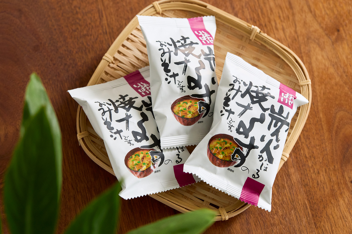 味噌のブレンドやだしを、具材に合わせてそれぞれ変えるというこだわり｜化学調味料無添加、具材と味噌を分けるこだわりフリーズドライの「しあわせいっぱいおみそ汁」味噌汁（みそしる）｜コスモス食品