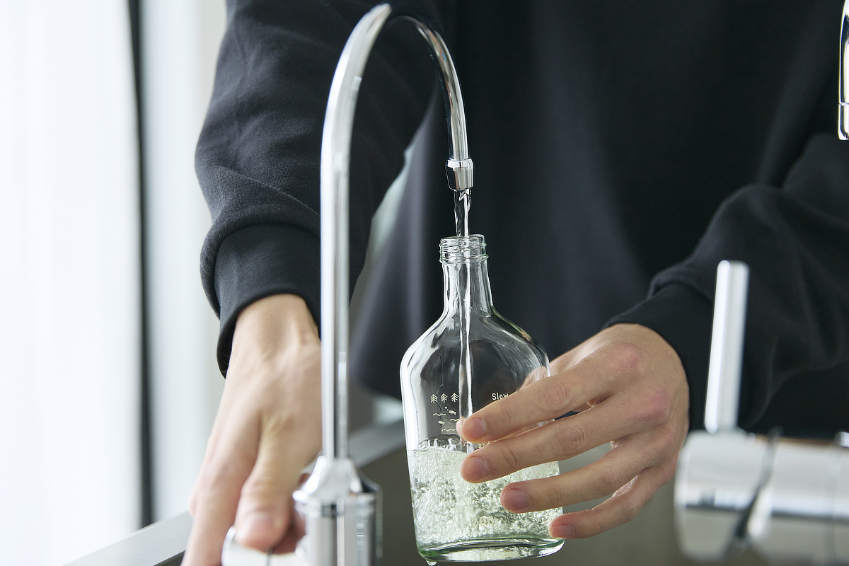 家の掃除、食器洗いなどに使える多目的洗剤としても利用できる｜洗濯が驚くほどラクになるから家事の時短に！洗い分け不要・すすぎ不要のマルチ洗剤。環境に優しいエコロジーなランドリー洗剤「海へ」「森と」（がんこ本舗）