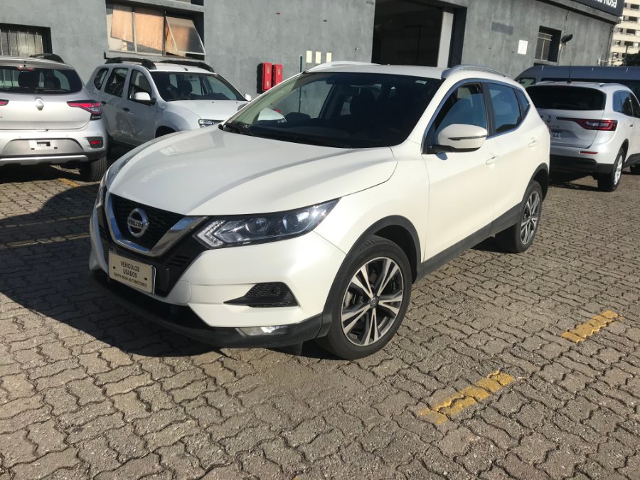 Nissan qq 2019