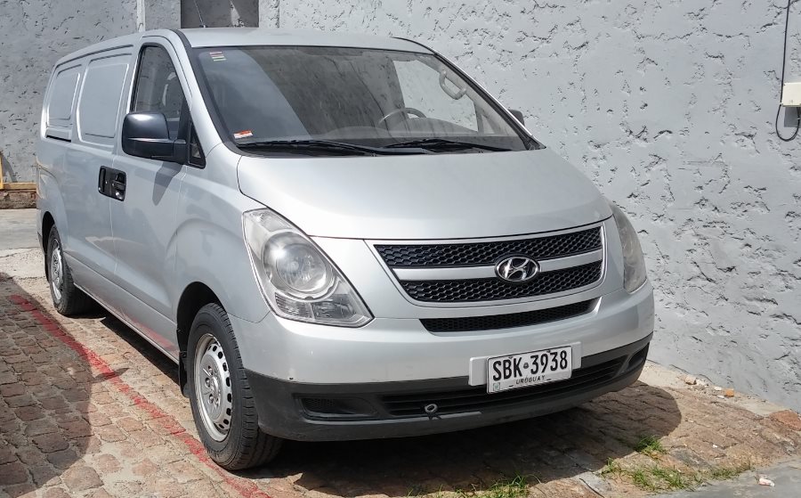 Hyundai h1 2011