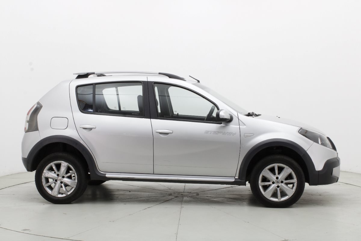 Renault Sandero Stepway 2014 USD 12,490 Shopping de Usados