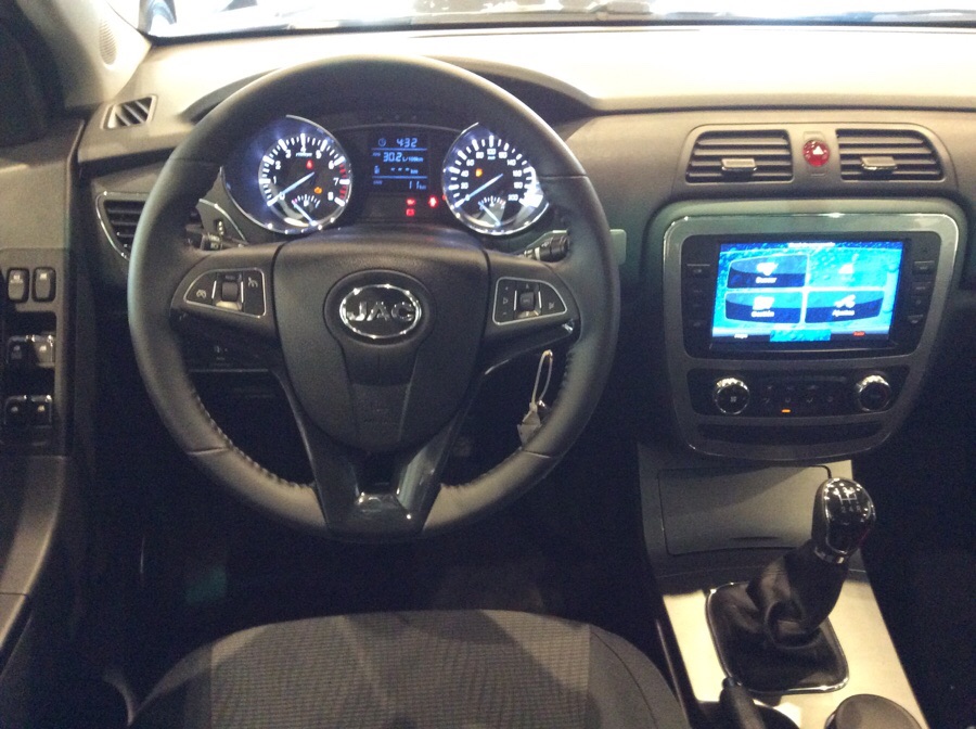 Jac t6 салон