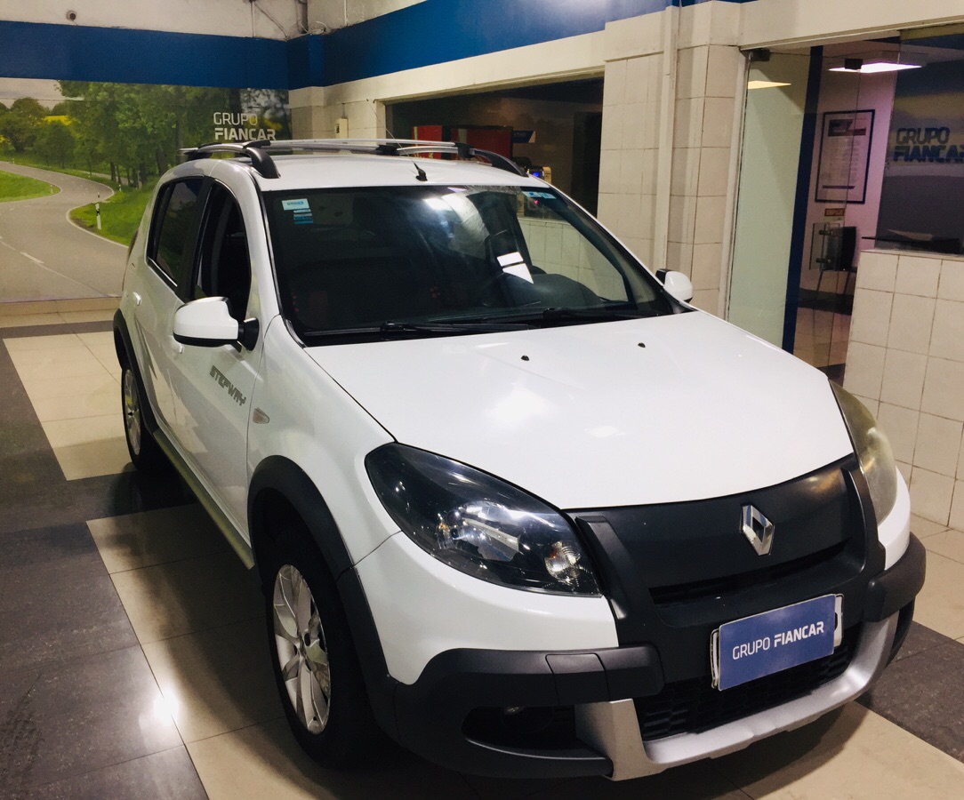 Renault sandero stepway 2013