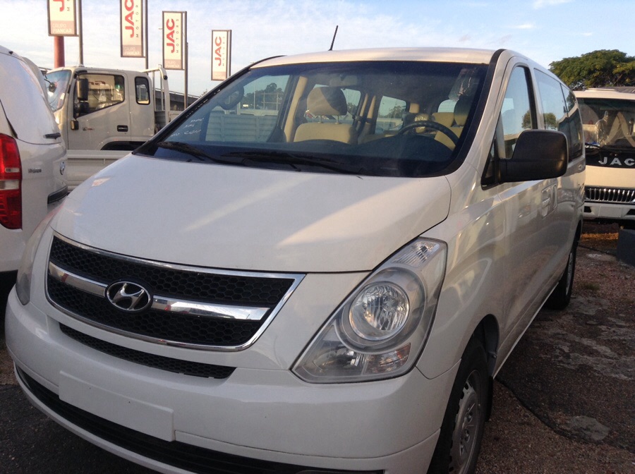 Hyundai h1 2011