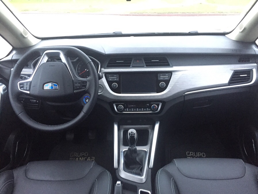Emgrand x3 geely