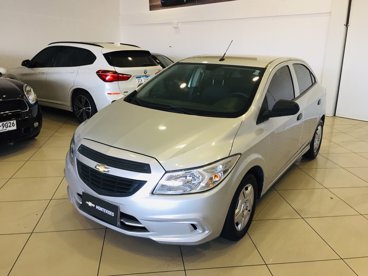 Chevrolet Onix 2018 USD 11,900 Shopping de Usados