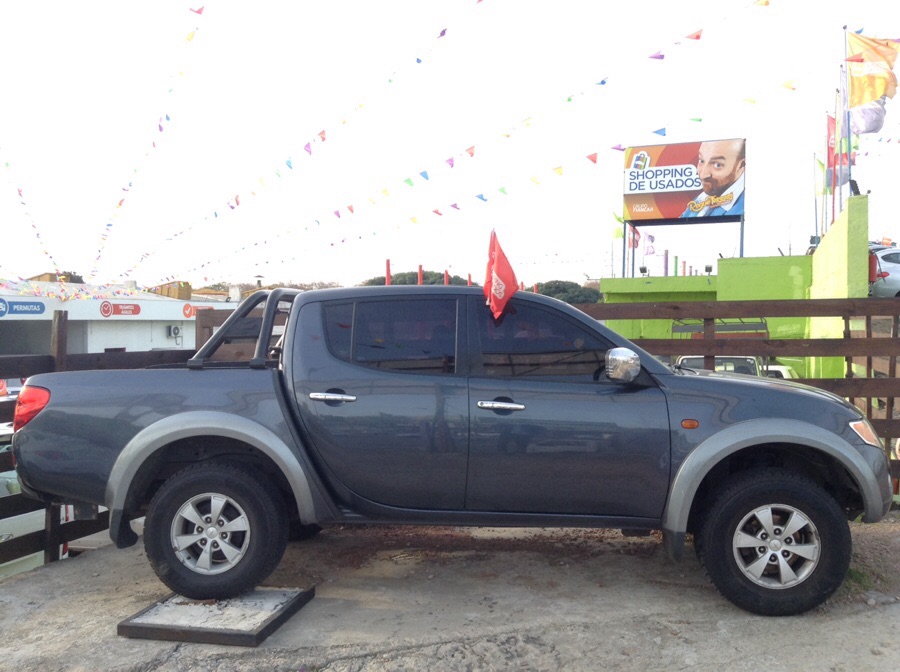 Мицубиси l200 2008