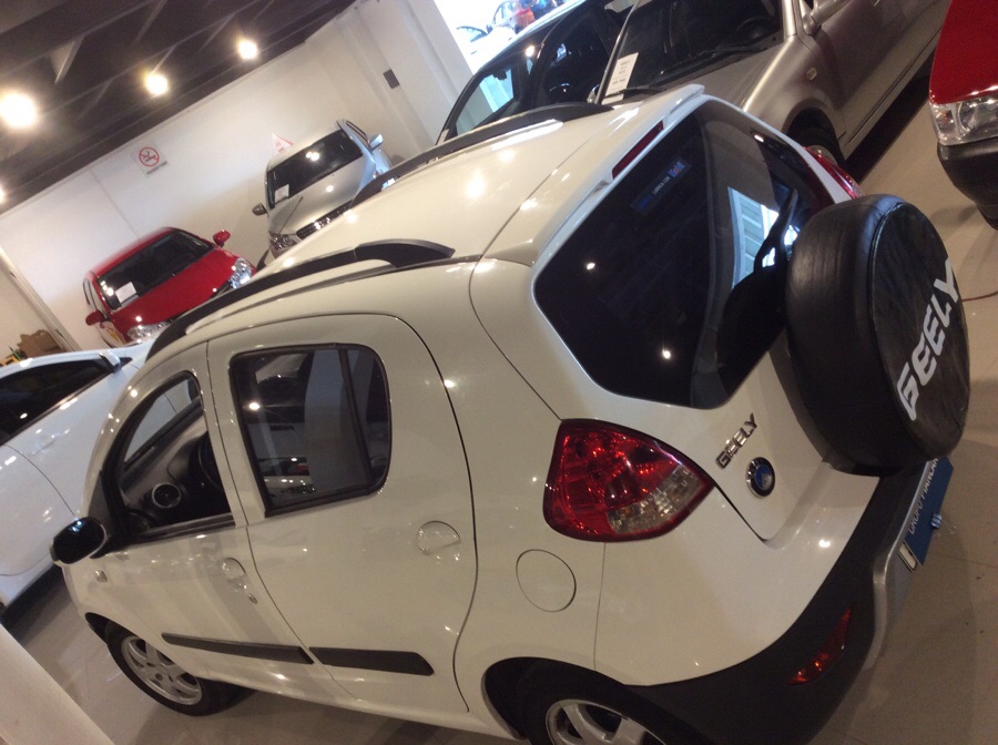 Geely lc cross подкрылки