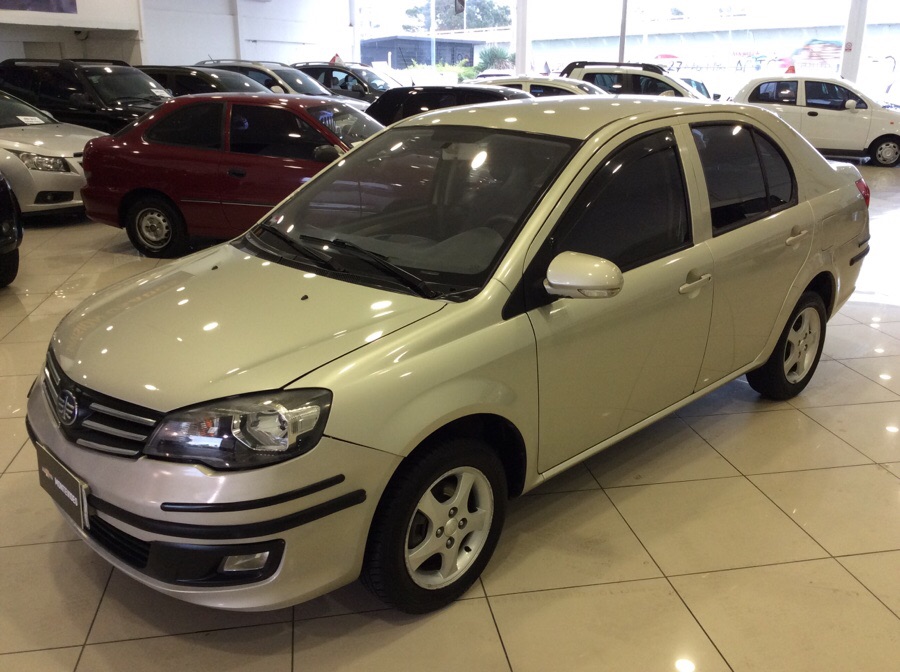 Автомобиль faw v5