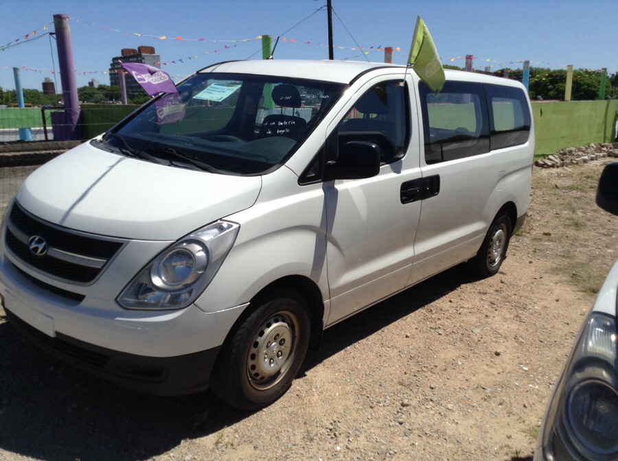 Hyundai h1 2011