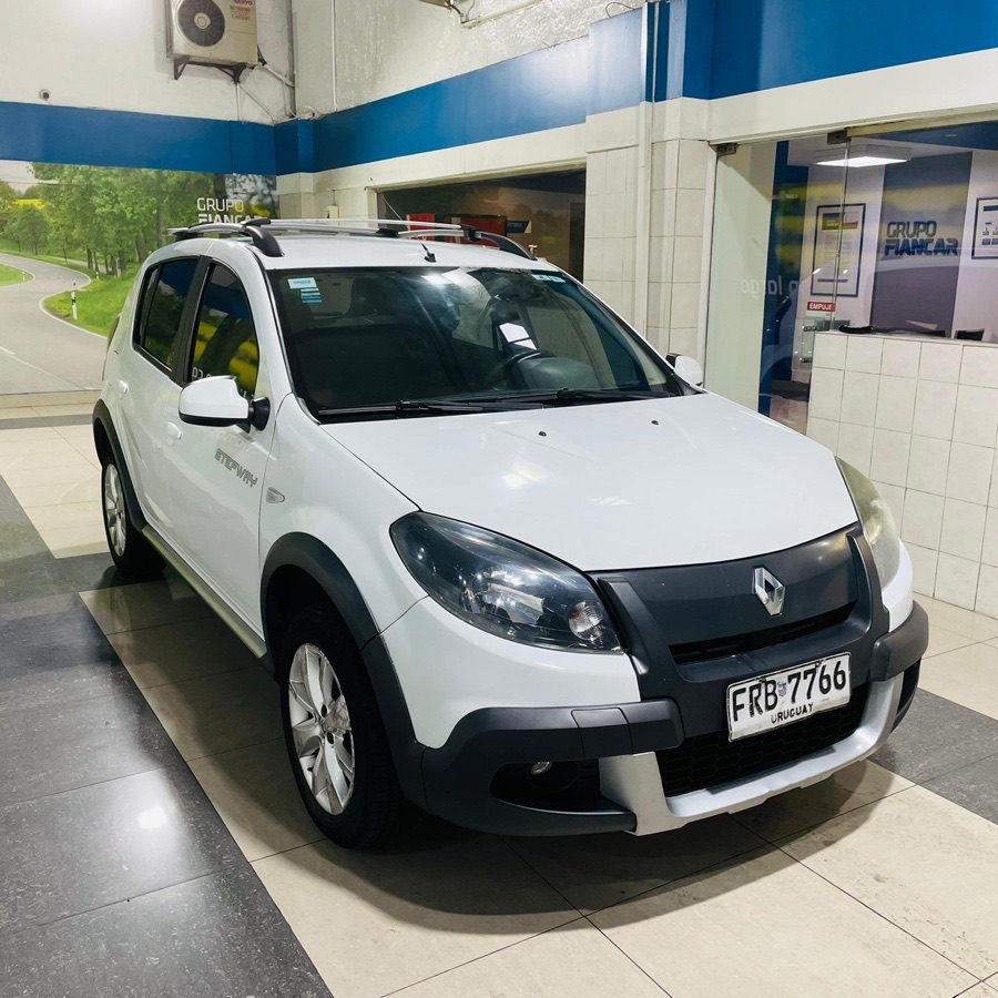 Renault sandero stepway 2013