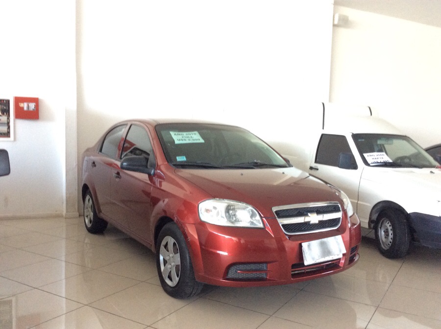Chevrolet aveo 2010 год