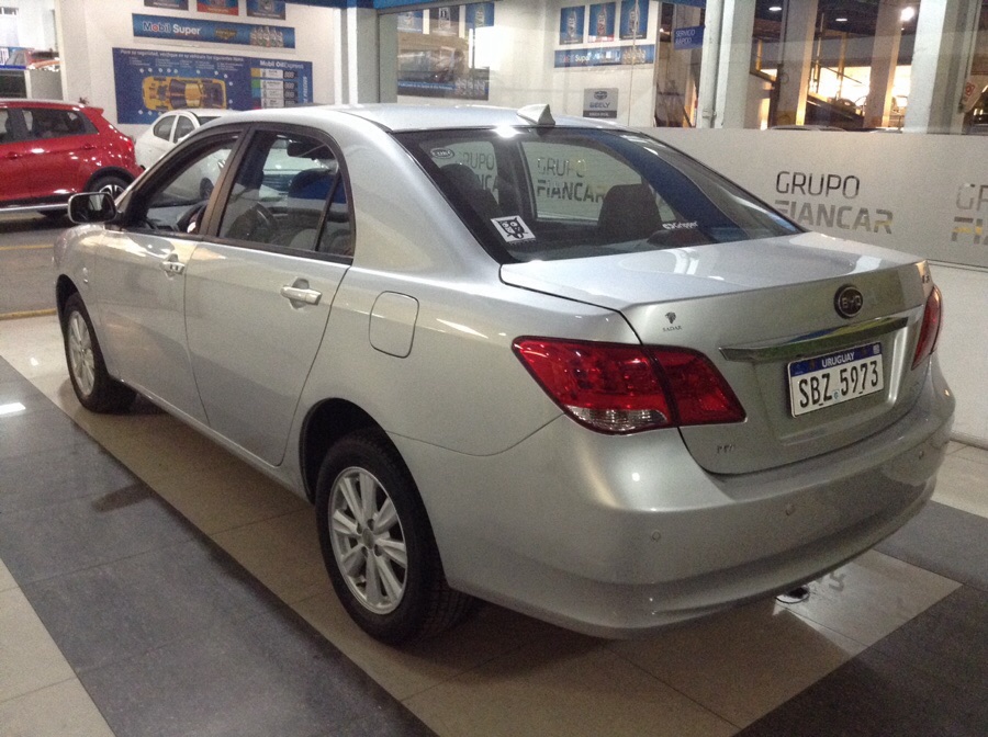 Byd f3 дверь