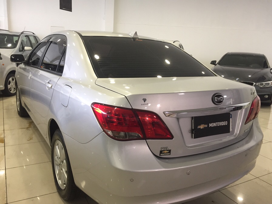 Byd f3 седан