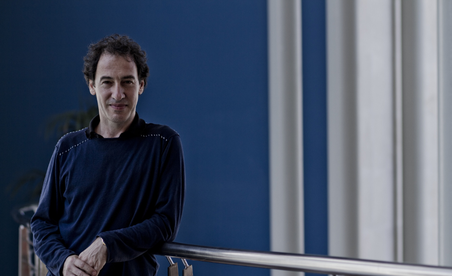 World premiere of “Crossing Lines” by Fabián Panisello