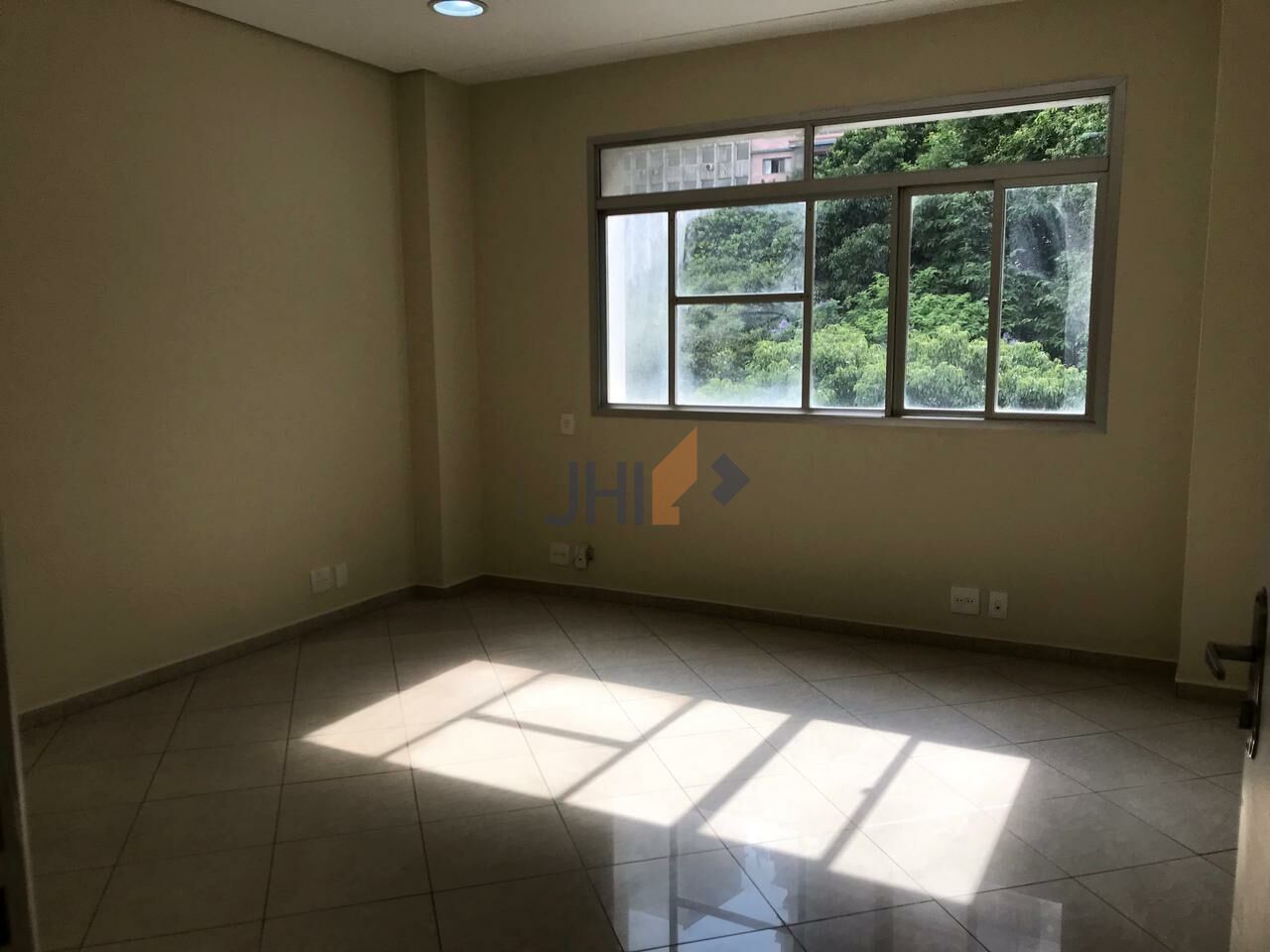Conj. Comercial para Locação - República