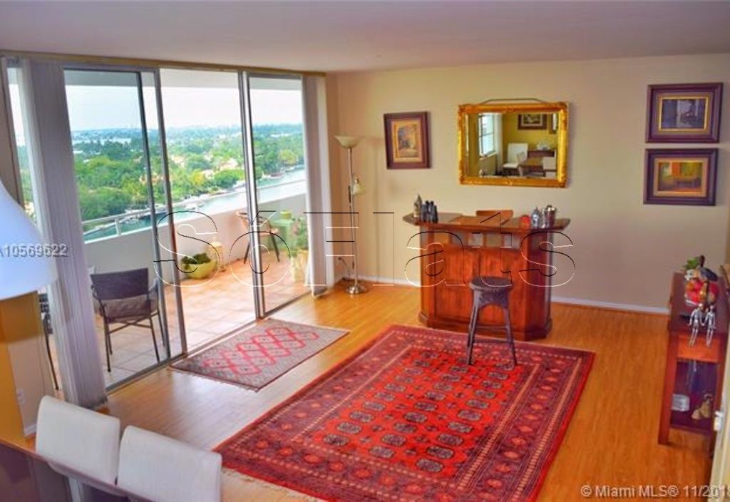 Download Apartamentos de um quarto em north beach miami Desktop Wallpaper