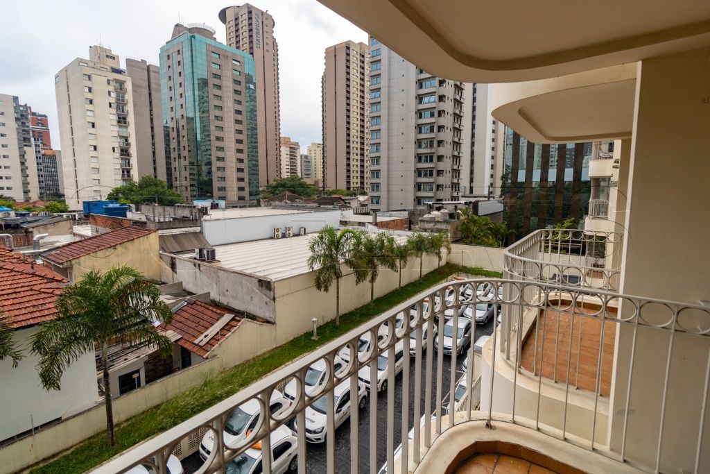 Flat para venda, Itaim Bibi, São Paulo 2 dormitórios 64 m2 1 vaga