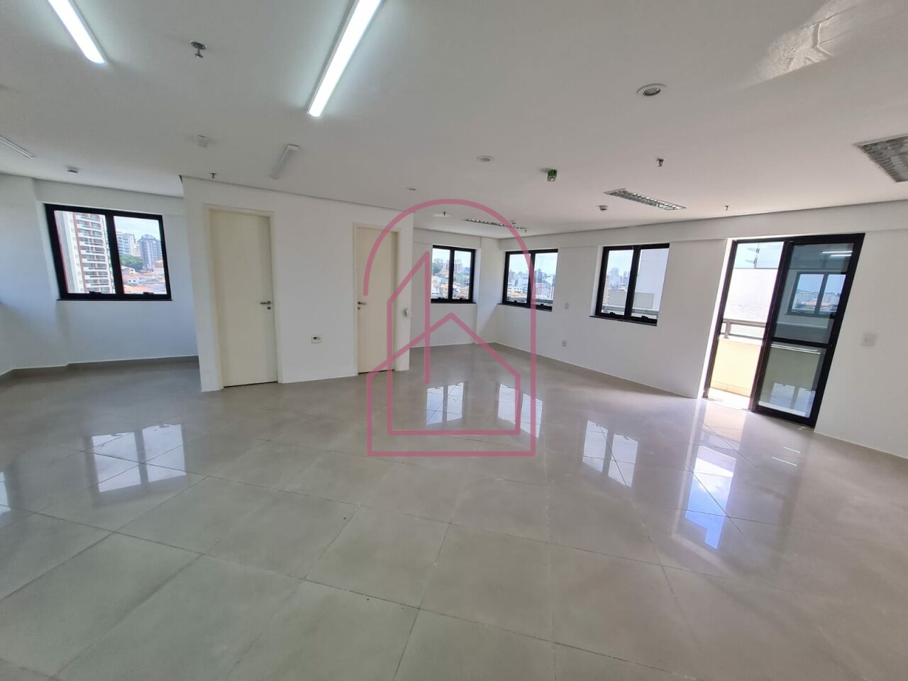 Comercial para Venda - Santana