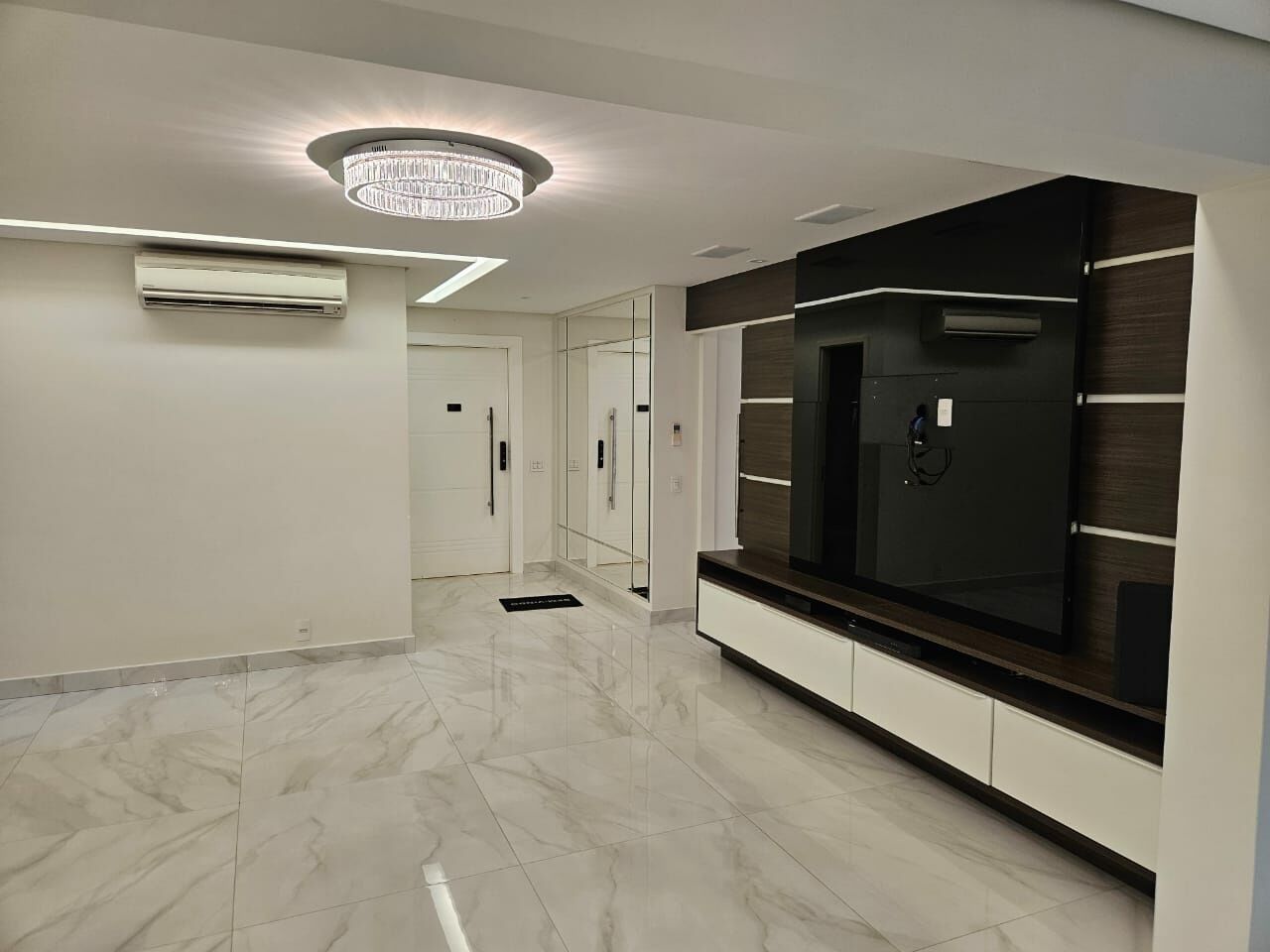 Apartamento para Venda - Jardim Santa Mena