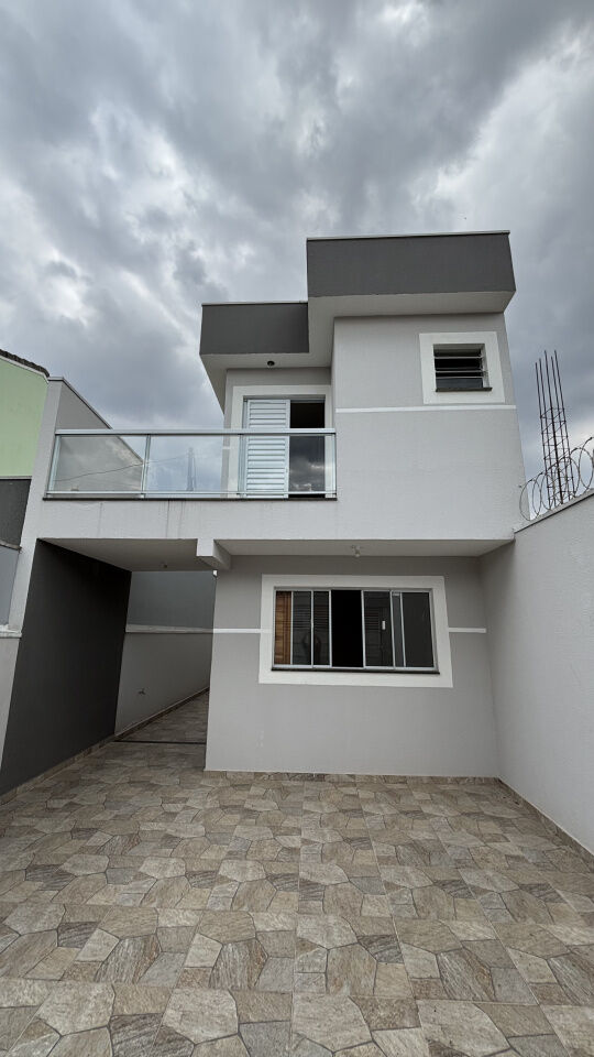 Sobrado para Venda - Parque Flamengo