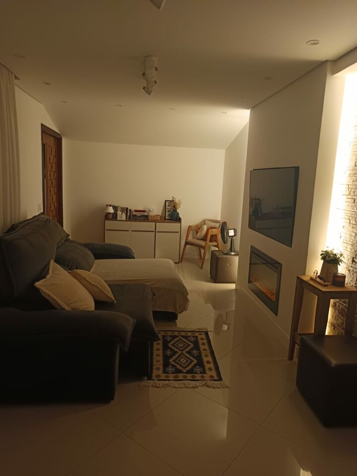 Condomínio para Venda - Jardim Adriana