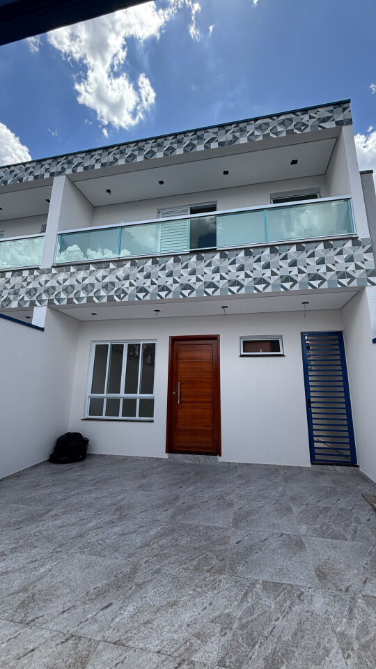 Sobrado para Venda - Parque Flamengo