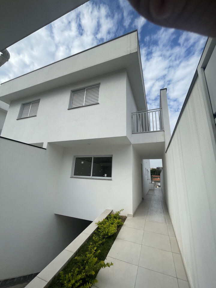 Sobrado para Venda - Jardim Dourado