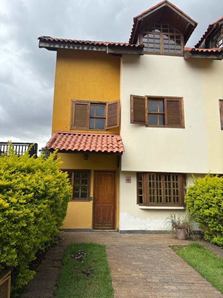 Condomínio para Venda - Vila Rosália