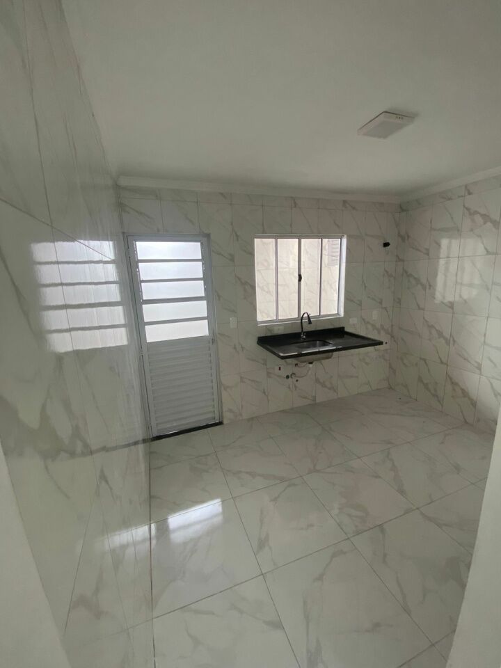 Condomínio para Venda - Jardim Adriana