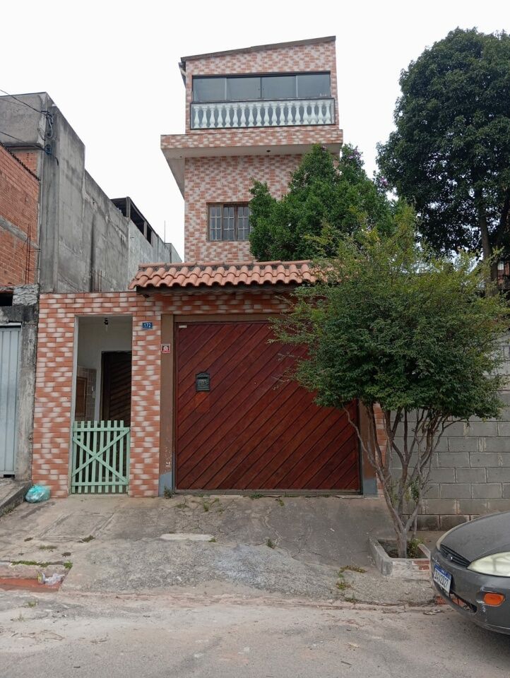 Sobrado para Venda - Cidade Aracilia