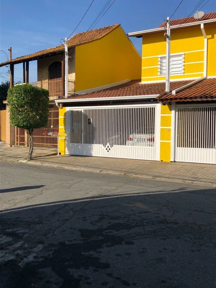 Sobrado para Venda - Jardim Vila Galvão