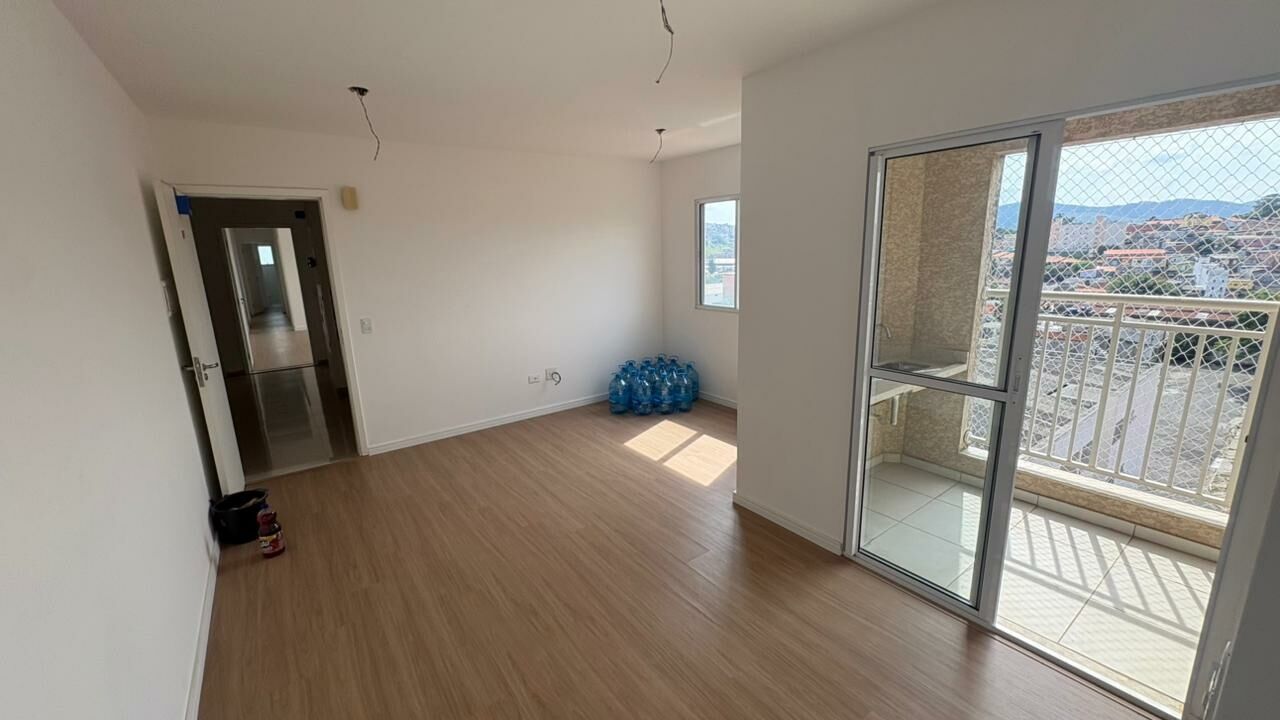 Apartamento para Venda - Vila Galvão